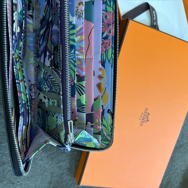 HERMES經典款絲巾長夾 狗來富-2