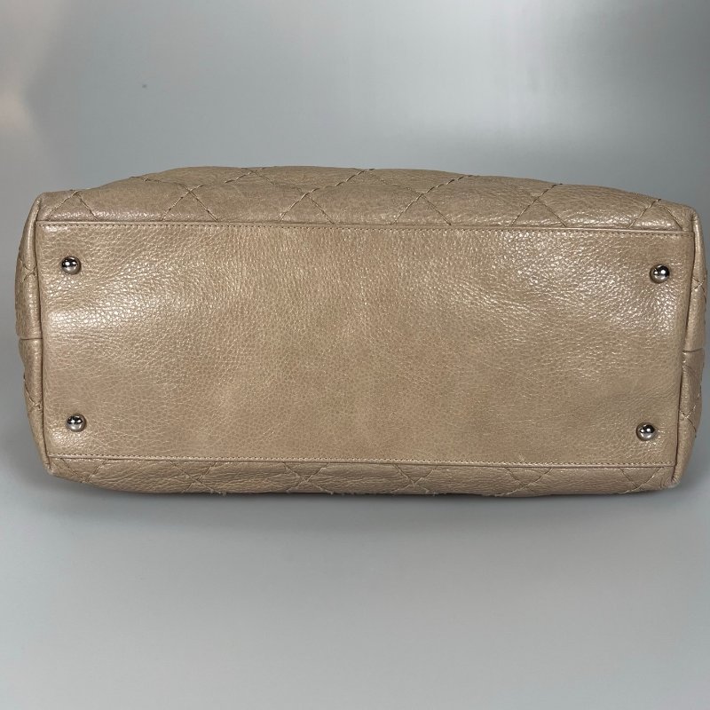 CHANEL 荔枝紋牛皮手提托特包 淺棕-4