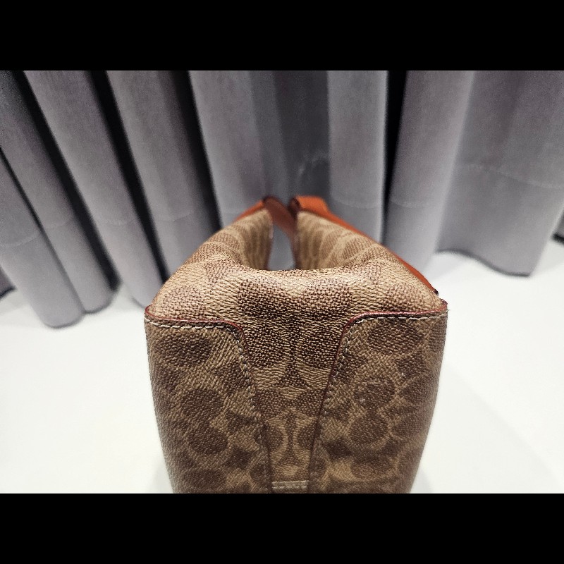 Coach Hadley Hobo 21,菜籃子-2