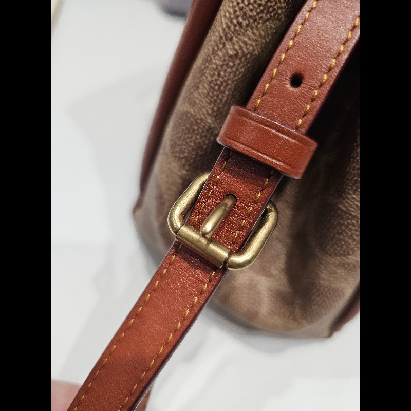 Coach Hadley Hobo 21,菜籃子-11