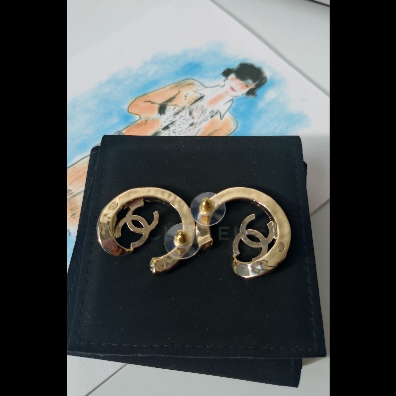 Chanel 淡金大C水鑽雙C耳環-5