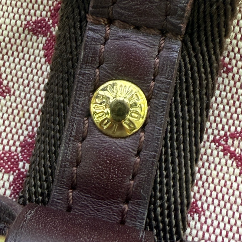 Louis Vuitton Handbag-2