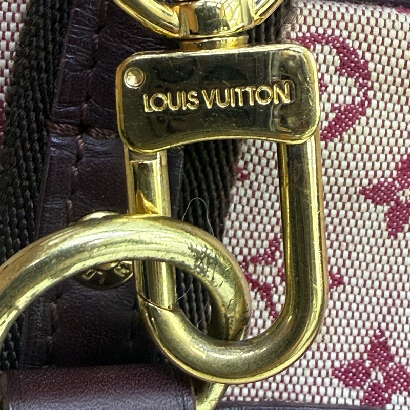 Louis Vuitton Handbag-3