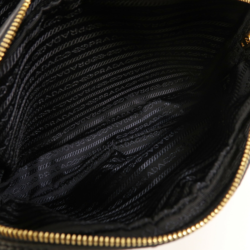 PRADA 牛皮皮革Shoulder Bag金扣肩背袋-4