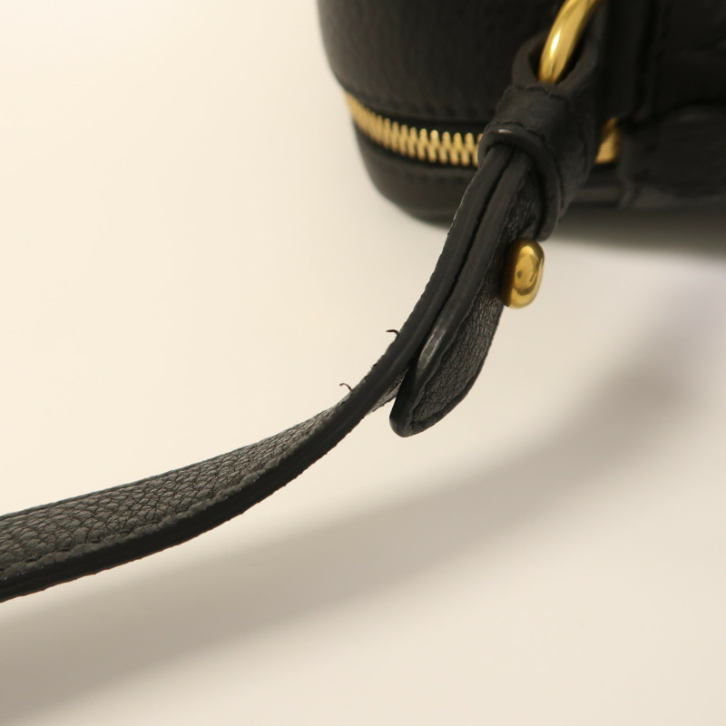 PRADA 牛皮皮革Shoulder Bag金扣肩背袋-17