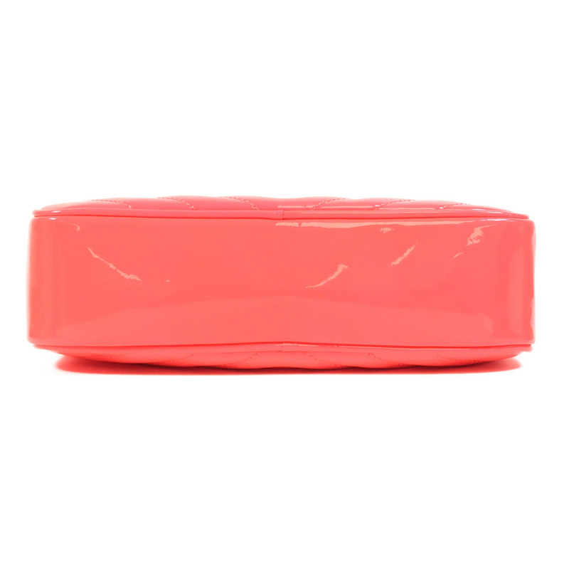 SAINT LAURENT 漆皮皮革Lou Camera Bag銀扣肩背袋-3