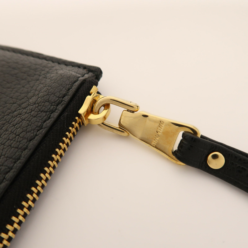 Miu Miu 牛皮皮革Card Case金扣卡片套-12