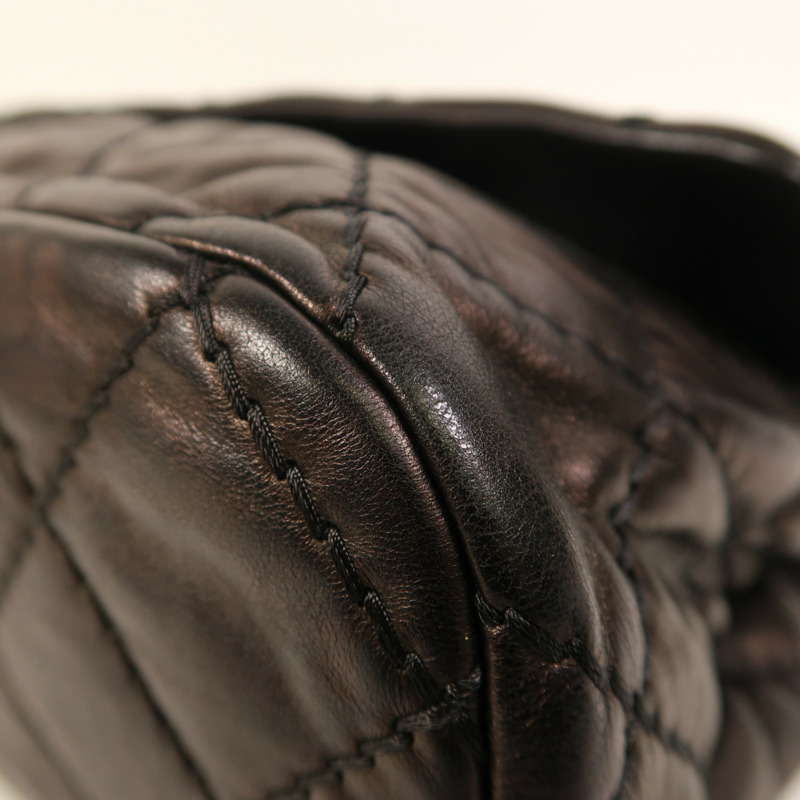 CHANEL 牛皮皮革Chain Shoulder銀扣鏈帶肩背袋-11