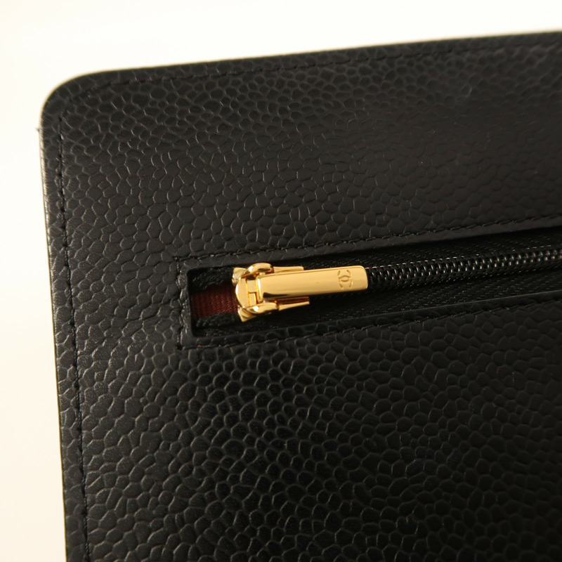 CHANEL 牛皮皮革WOC Wallet On Chain金扣鏈帶肩背袋-15