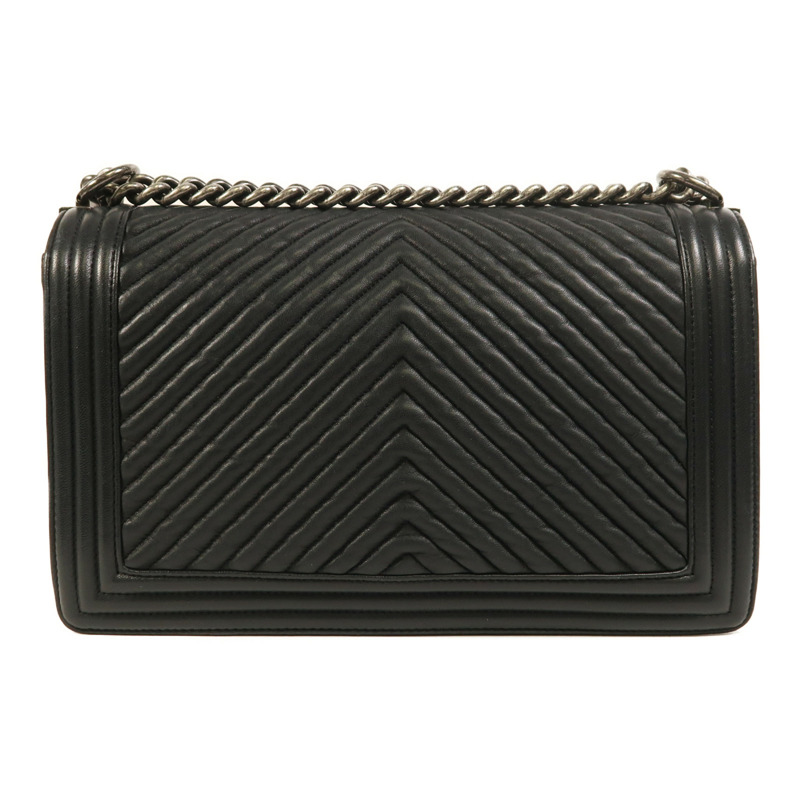 CHANEL 牛皮皮革Boy 28銀扣鏈帶肩背袋-1