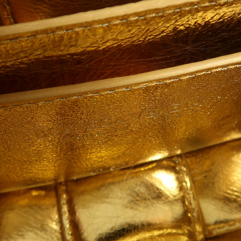 BOTTEGA VENETA 羊皮皮革Brick Cassette Small金扣肩背袋-5