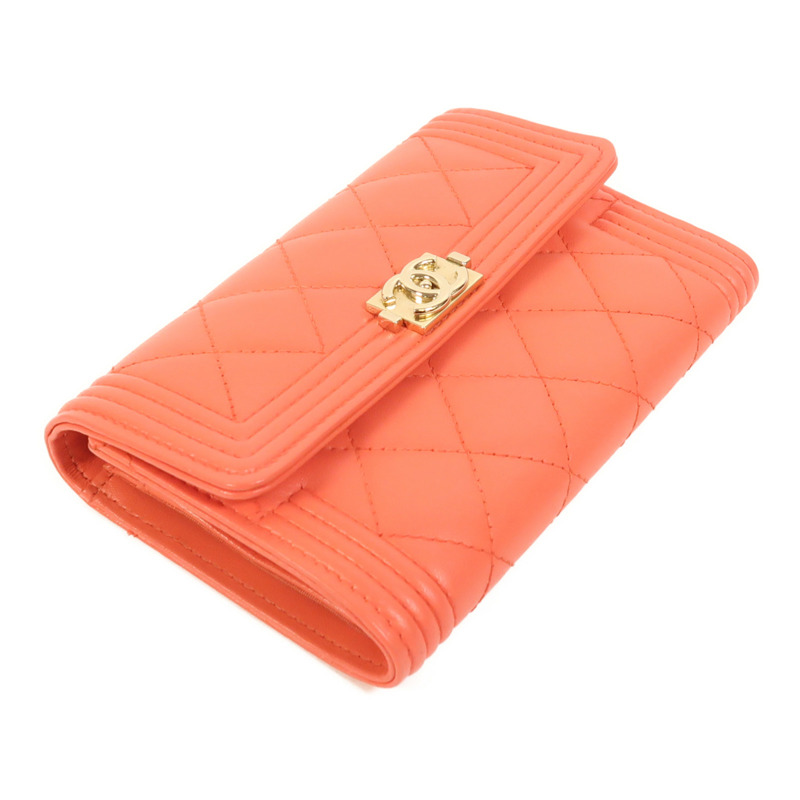 CHANEL 牛皮皮革Boy Wallet金扣錢包-2