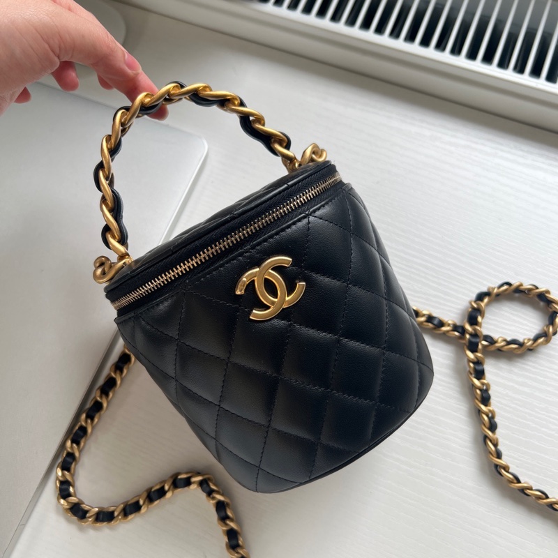 ✨Chanel 小號化妝盒 手柄款 手提肩背斜背都好看🖤-2