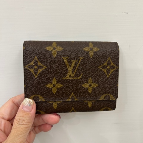 LV 原花下蓋卡包 M62920