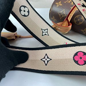 *奢華大道國際精品*【L3310】LV 原花 CLUNY 寬版背帶手提/斜背二用包(BB) M46372-13
