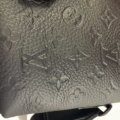 *奢華大道國際精品*【L3408】LV黑色牛皮壓紋S-Cape 郵差包M23741-9