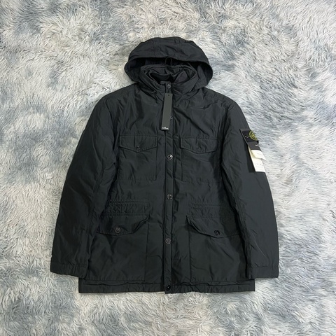 ✨Stone island 石頭島 羽絨外套