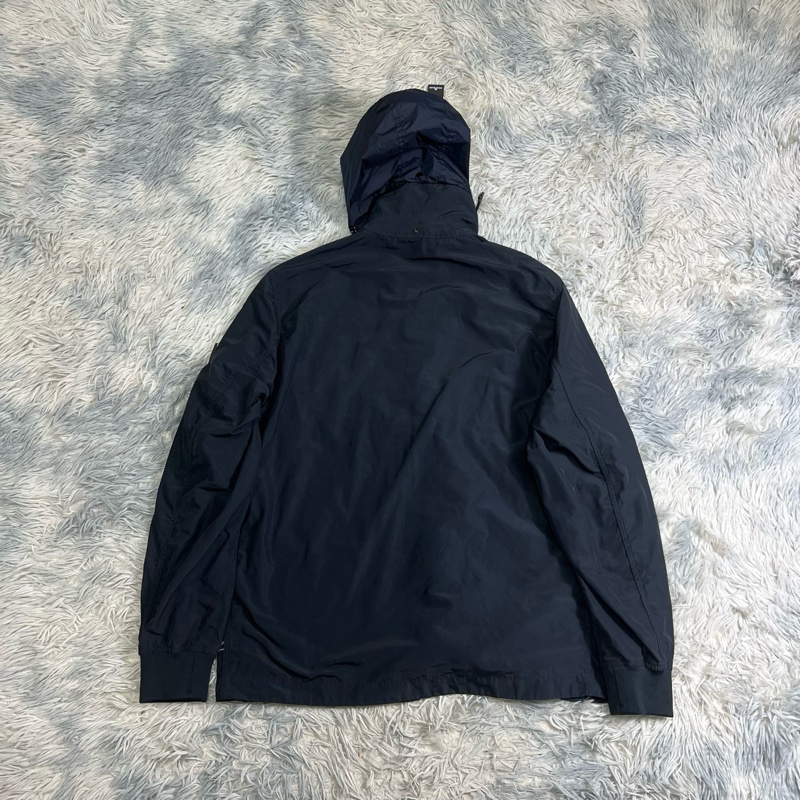 ✨Stone island 石頭島 尼龍外套-1