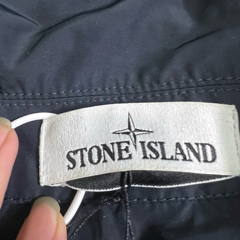 ✨Stone island 石頭島 尼龍外套-2