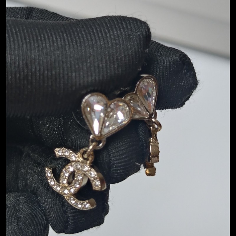 Chanel 愛心水鑽雙C耳環-3