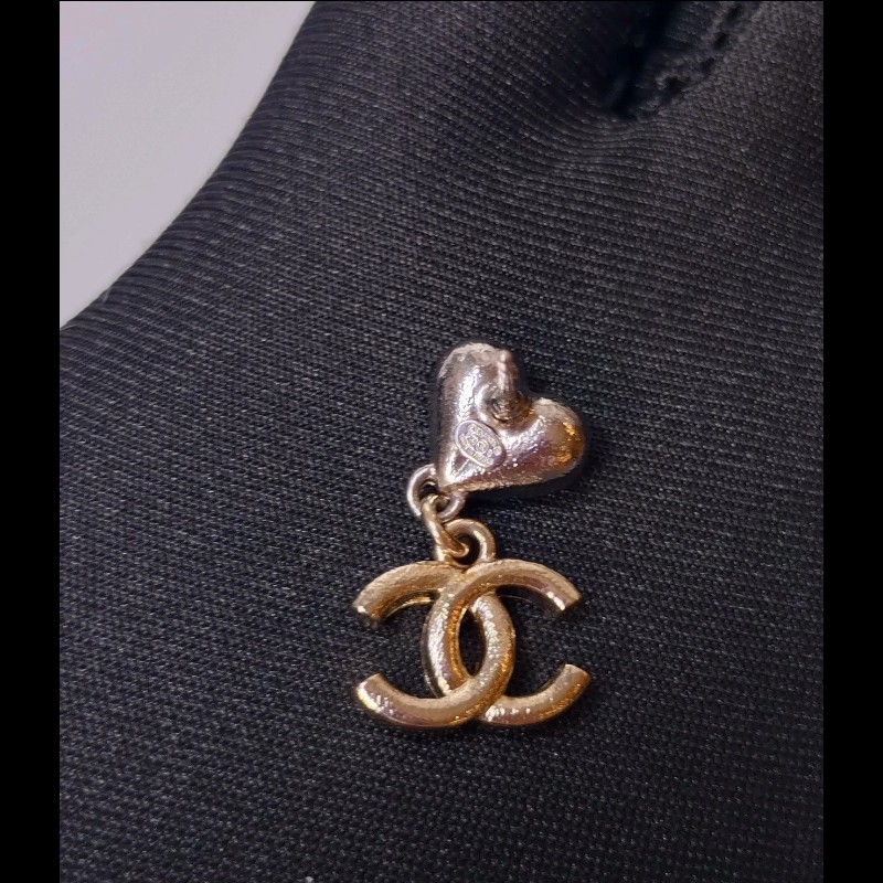 Chanel 愛心水鑽雙C耳環-5