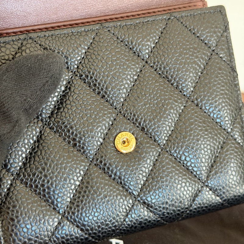 #極新 Chanel荔枝金釦三折短夾-6