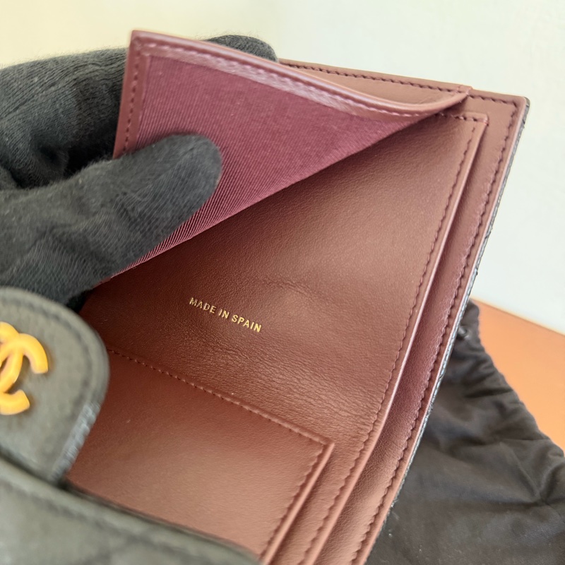 #極新 Chanel荔枝金釦三折短夾-10