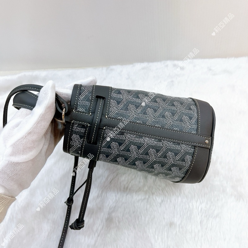 莉亞精品♡ Goyard mini 水桶 灰 九新美包-8
