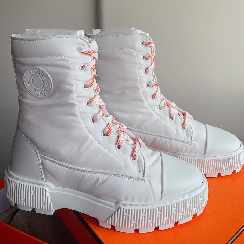 超輕盈好看的Hermès靴子 好清洗的防潑水面-0
