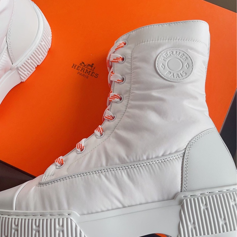 超輕盈好看的Hermès靴子 好清洗的防潑水面-3