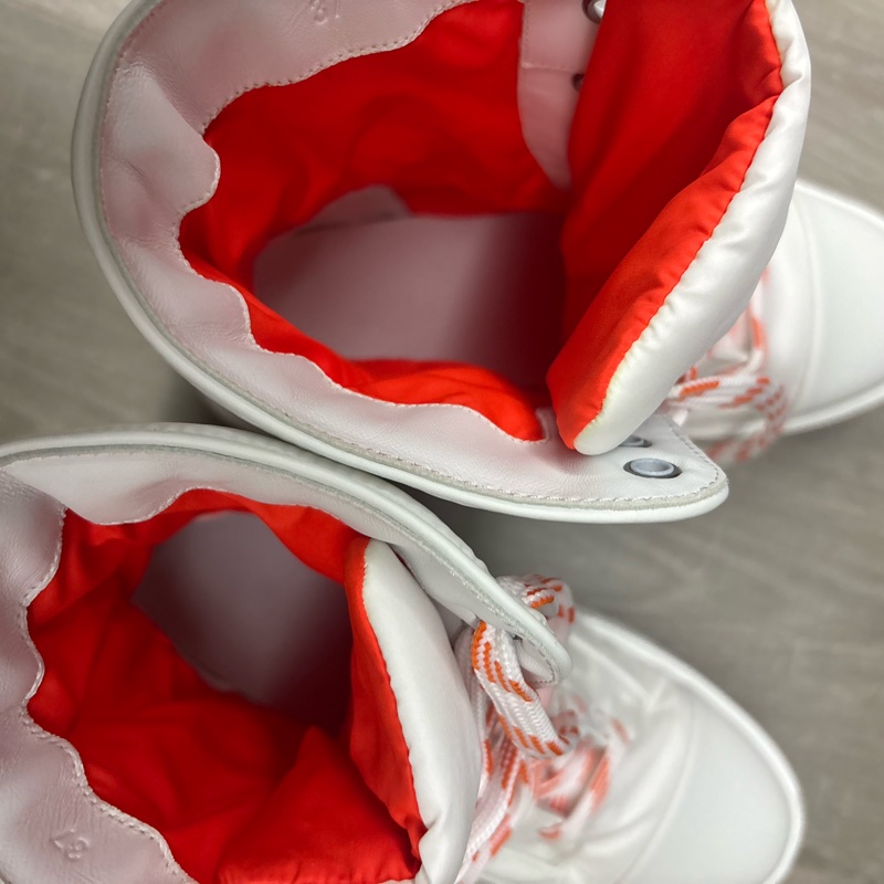 超輕盈好看的Hermès靴子 好清洗的防潑水面-9