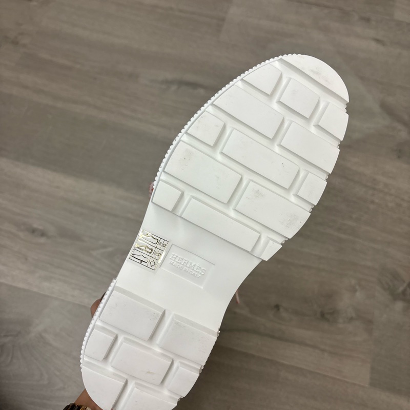 超輕盈好看的Hermès靴子 好清洗的防潑水面-10