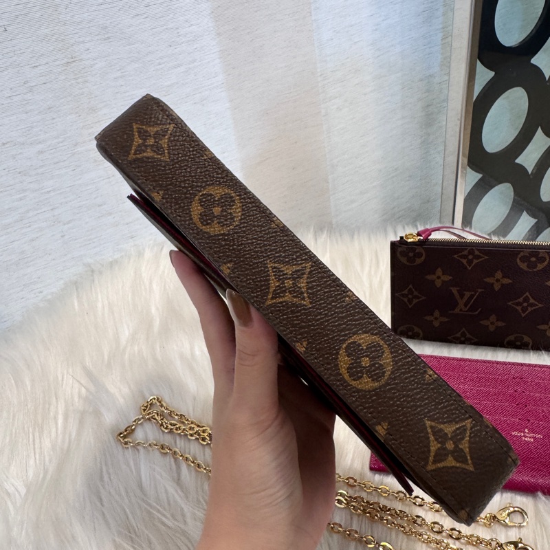 LV 老花三合一鏈包 晶片款-5