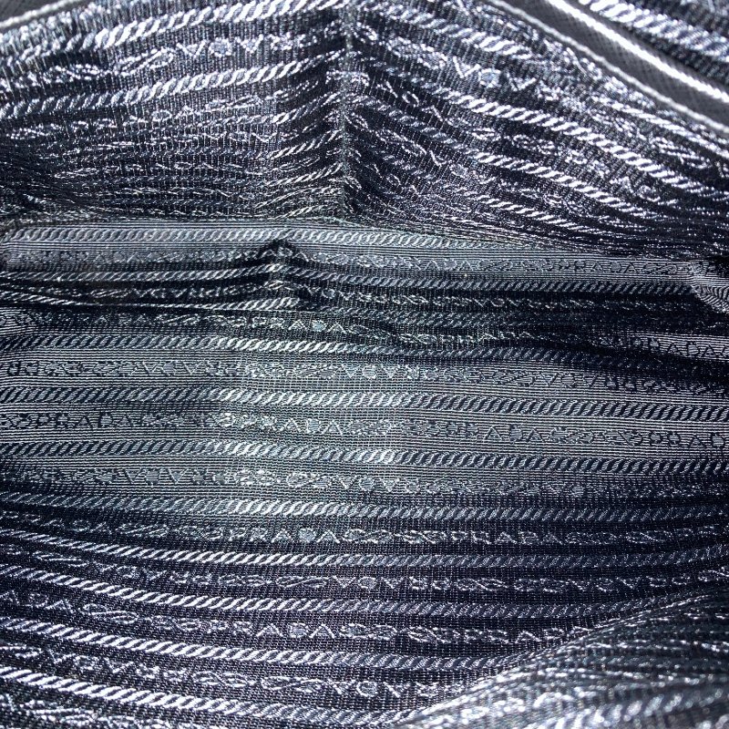 PRADA 普拉達 2VD166 斜背包 尼龍 黑色 銀釦-6