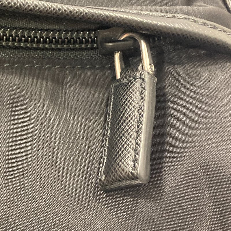 PRADA 普拉達 2VD166 斜背包 尼龍 黑色 銀釦-16