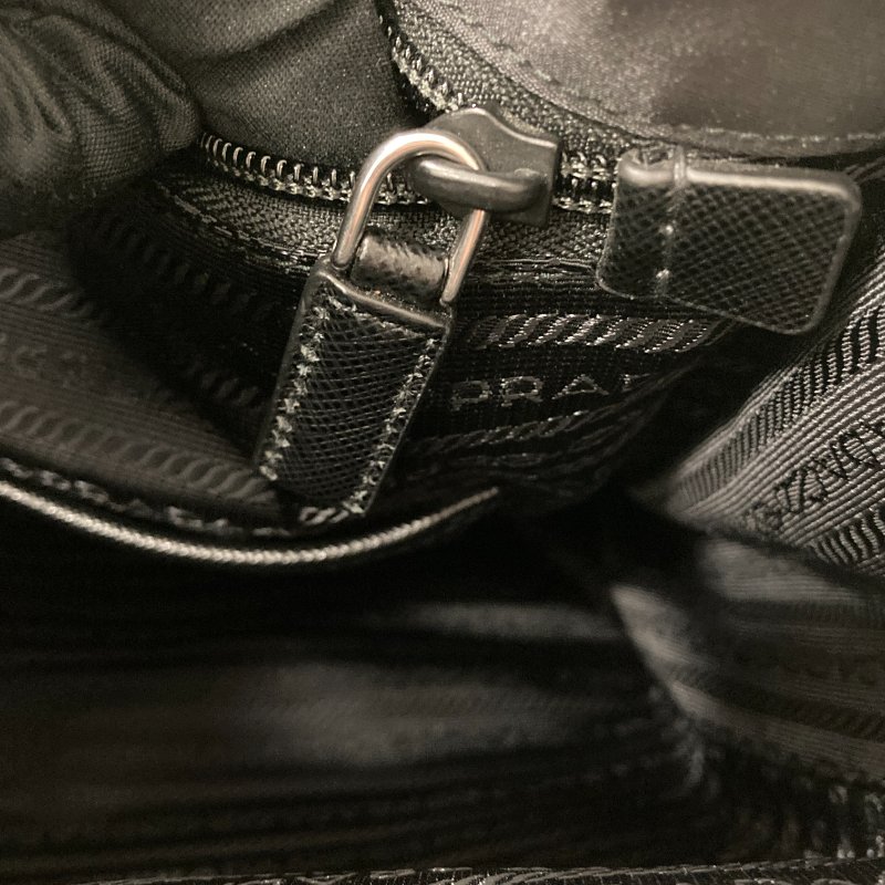 PRADA 普拉達 2VD166 斜背包 尼龍 黑色 銀釦-17