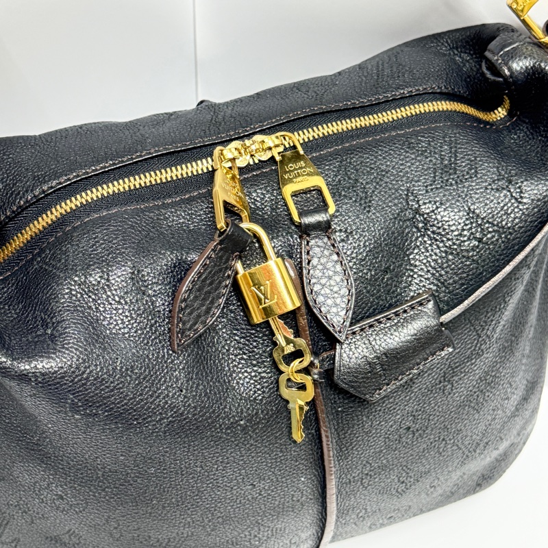 （超稀有⏰） LV Mahina 全牛皮 斜背+單肩+腋下 專櫃15.3萬！-22