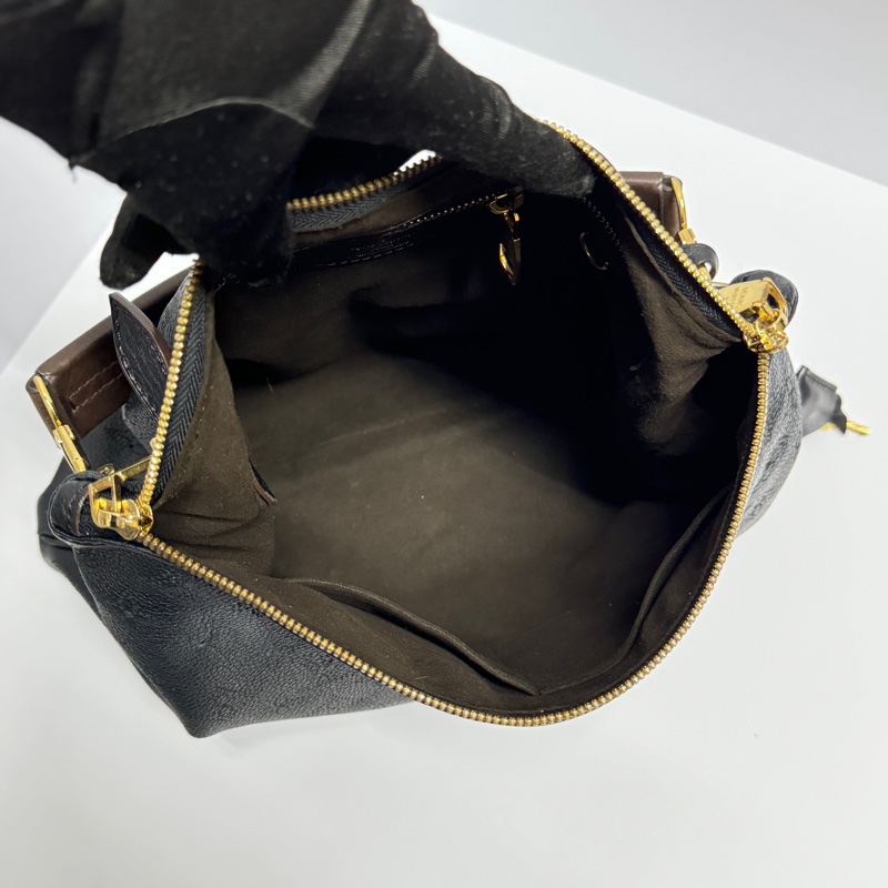 （超稀有⏰） LV Mahina 全牛皮 斜背+單肩+腋下 專櫃15.3萬！-23