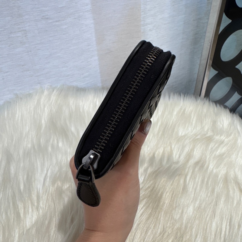 BV 黑羊皮小編織拉鍊長夾 近全新-4