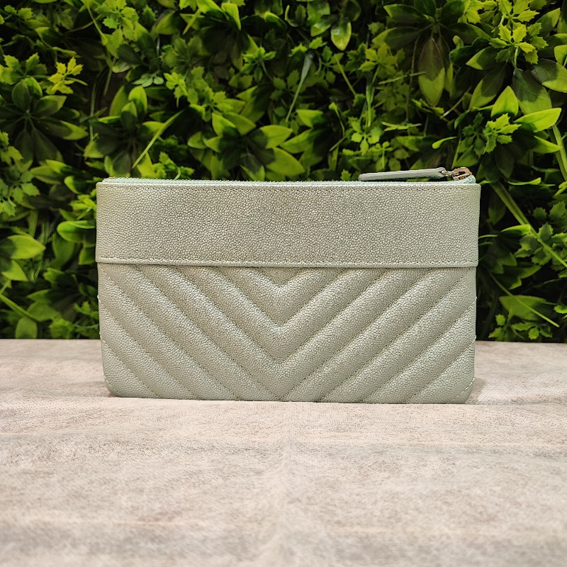 Chanel Clutch-2
