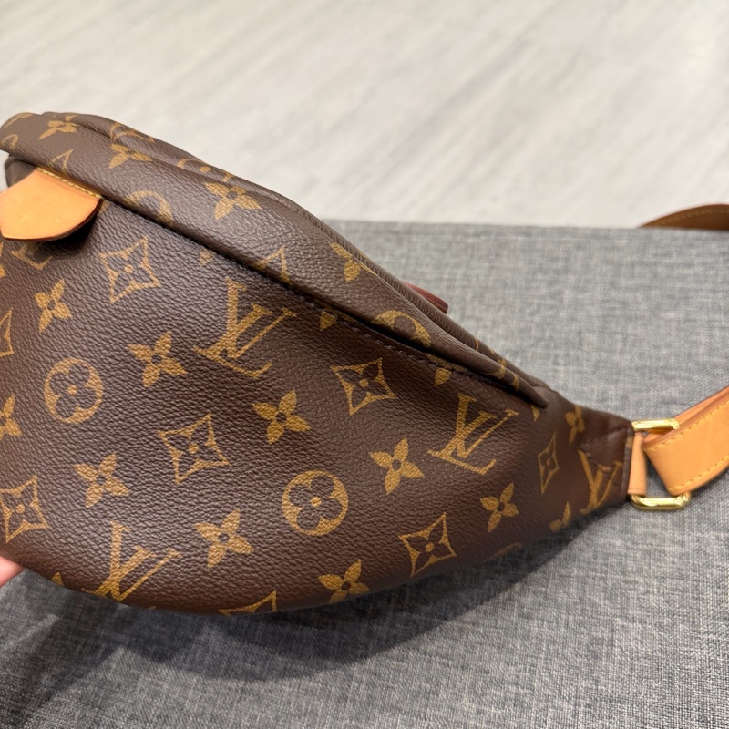 Louis Vuitton LV 經典老花 腰包 胸包-11