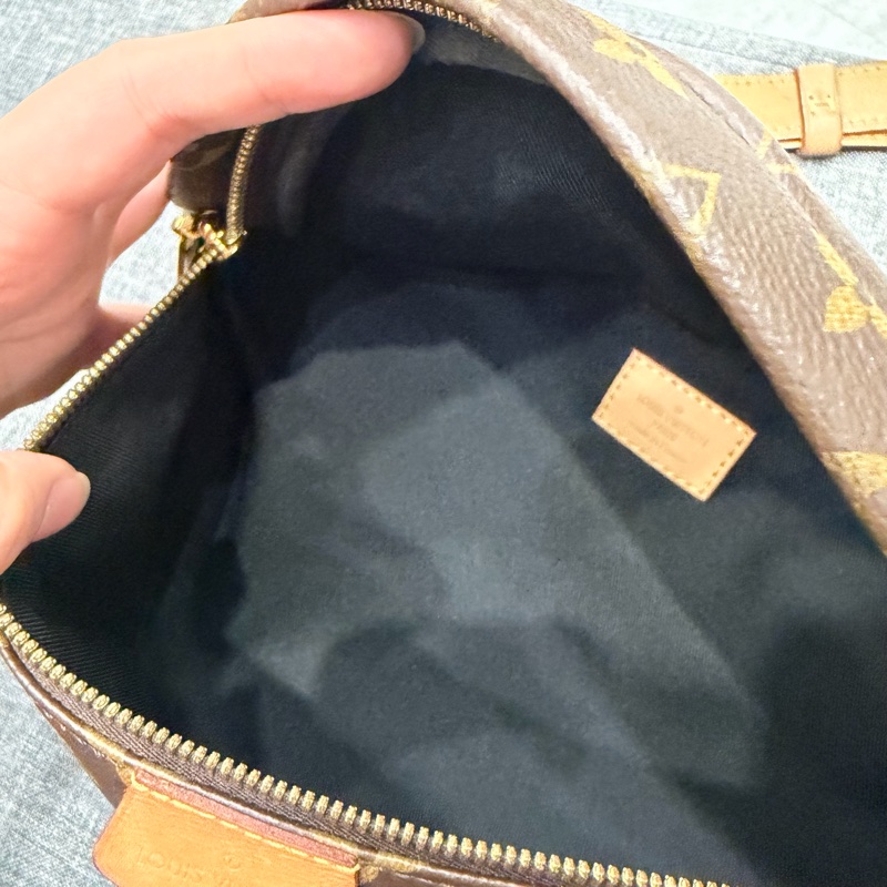 Louis Vuitton LV 經典老花 腰包 胸包-20