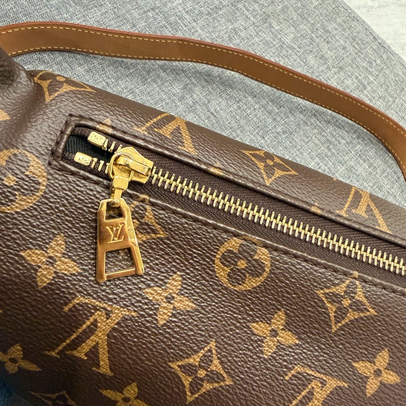Louis Vuitton LV 經典老花 腰包 胸包-39