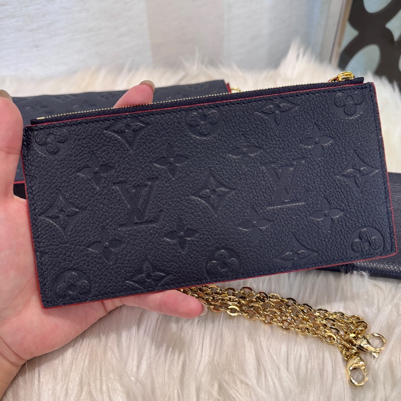 LV 海軍藍牛皮三合一鏈包 晶片款 近全新-9