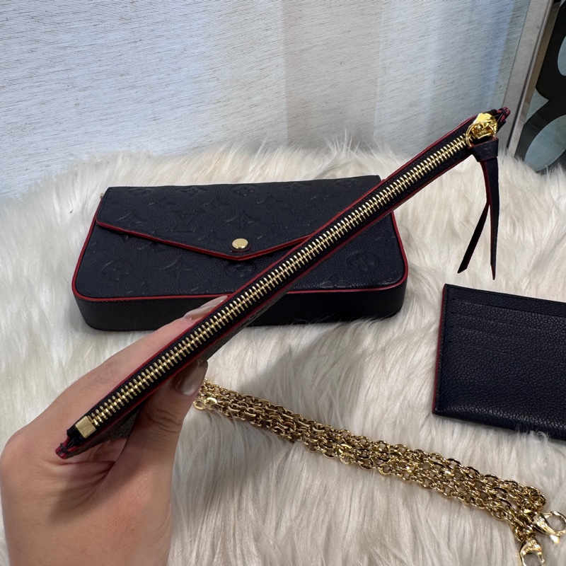 LV 海軍藍牛皮三合一鏈包 晶片款 近全新-13