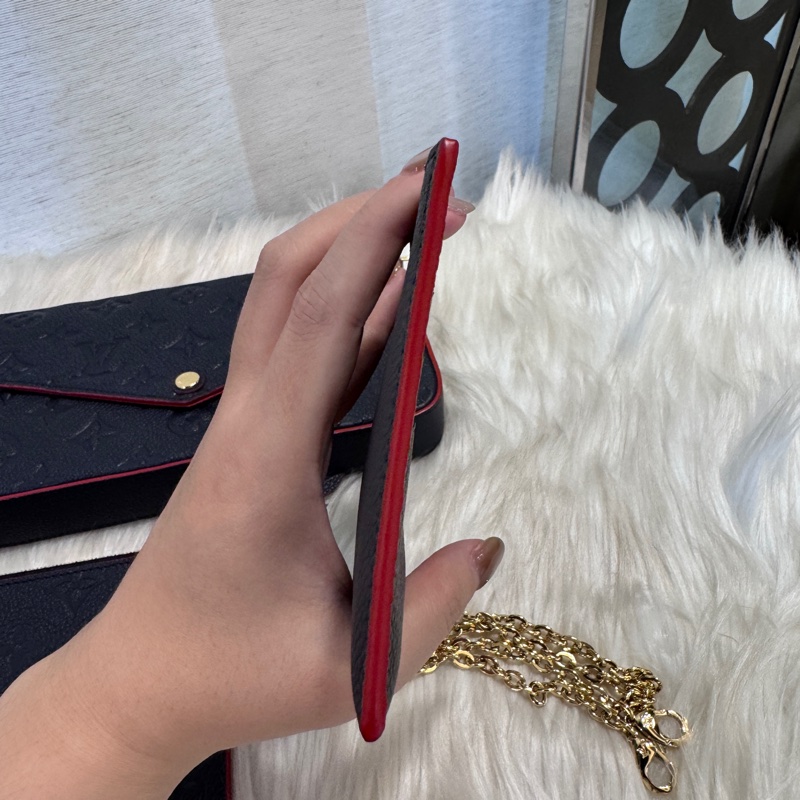 LV 海軍藍牛皮三合一鏈包 晶片款 近全新-18