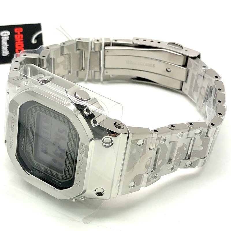 卡西歐 G-SHOCK 手錶 GMW-B5000D-1 全金屬銀色電波太陽能藍牙手機連接 LED 背光旋入式後蓋,2018 年 4 月發布-6