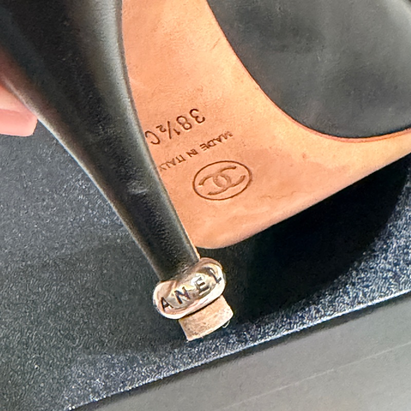 香奈兒經典高跟鞋38 1/2  ～～特價出清-7