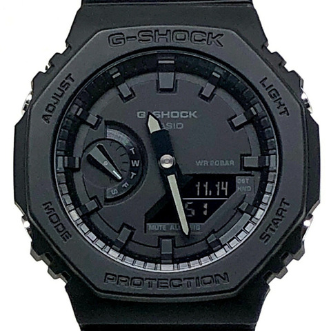 卡西歐 G-SHOCK GA-2100-1A1 八角形錶殼 卡西歐橡木紋指針/數位雙顯雙 LED 背光 全黑款 2019 年 8 月發布