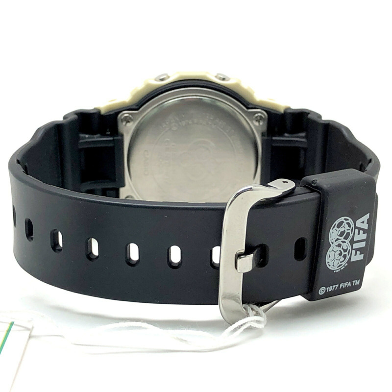 卡西歐 G-SHOCK 手錶 DW-5600WC-1 FIFA 世界盃 2006 德國官方授權合作款 Goleo EL 白色 x 黑色，2005 年 8 月發布-5